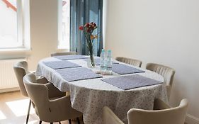 Sea-Park Family Apartment